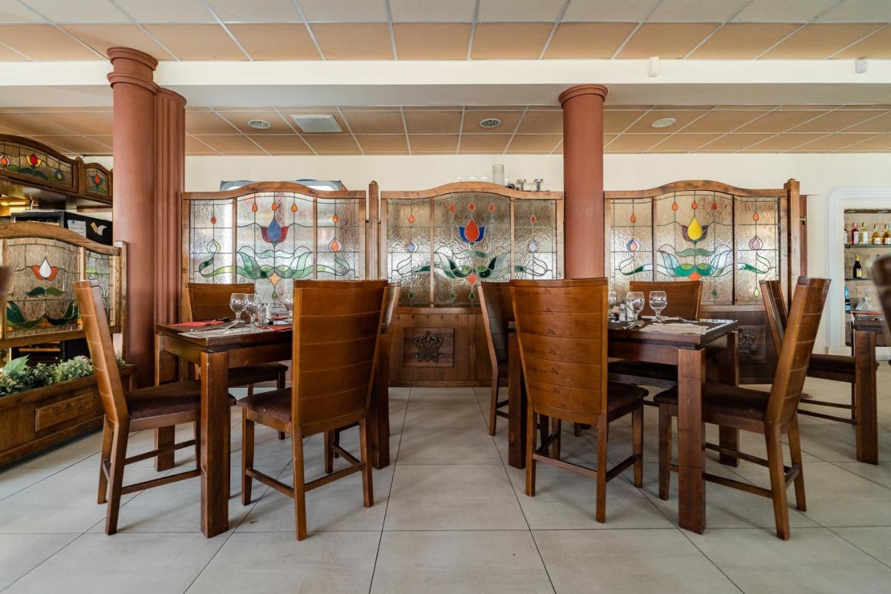 Panorama Hotel بيكيسكسابا المظهر الخارجي الصورة