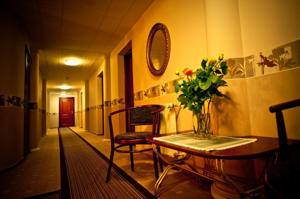 Panorama Hotel بيكيسكسابا المظهر الخارجي الصورة